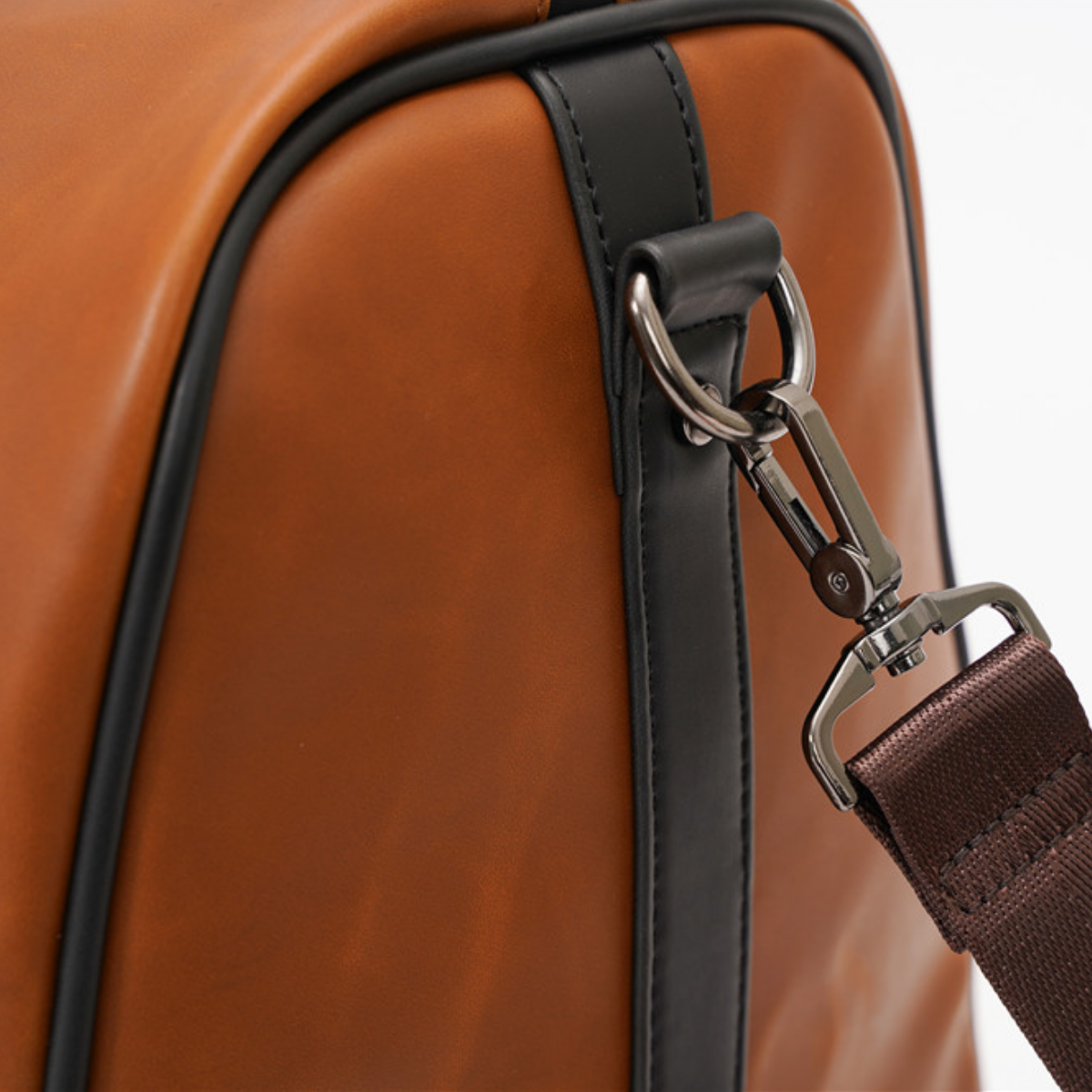 Sophisticated Leather Executive Weekender