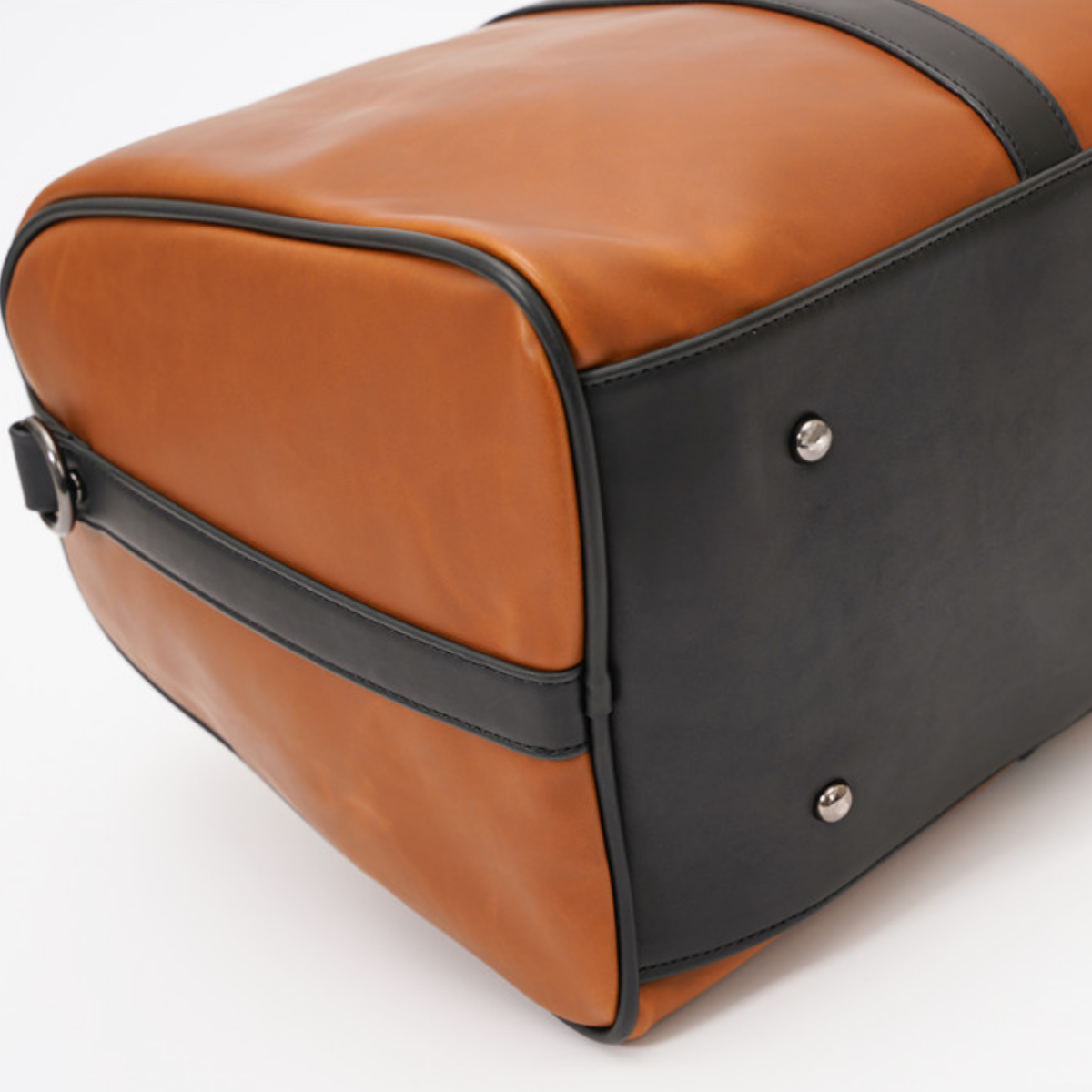 Sophisticated Leather Executive Weekender