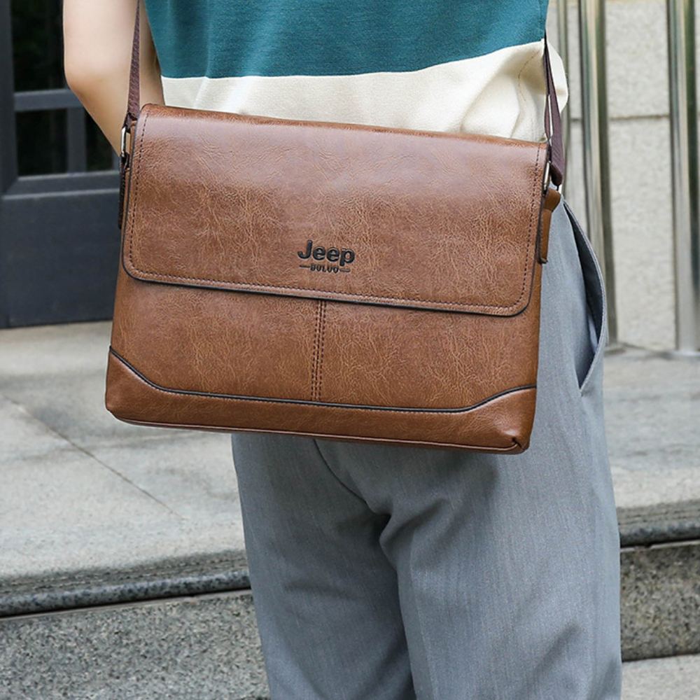 Vintage Leather Daily Messenger Bag