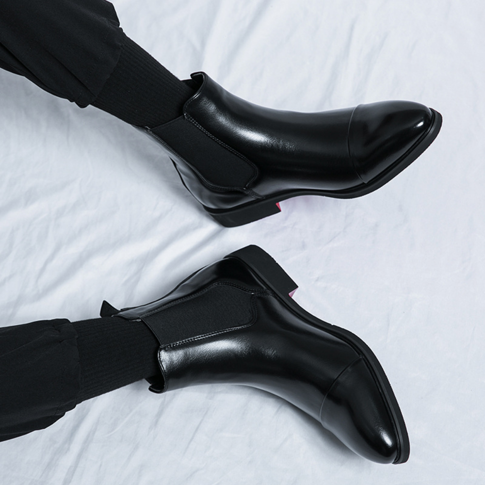 Bota Chelsea Masculina em Couro Montfort
