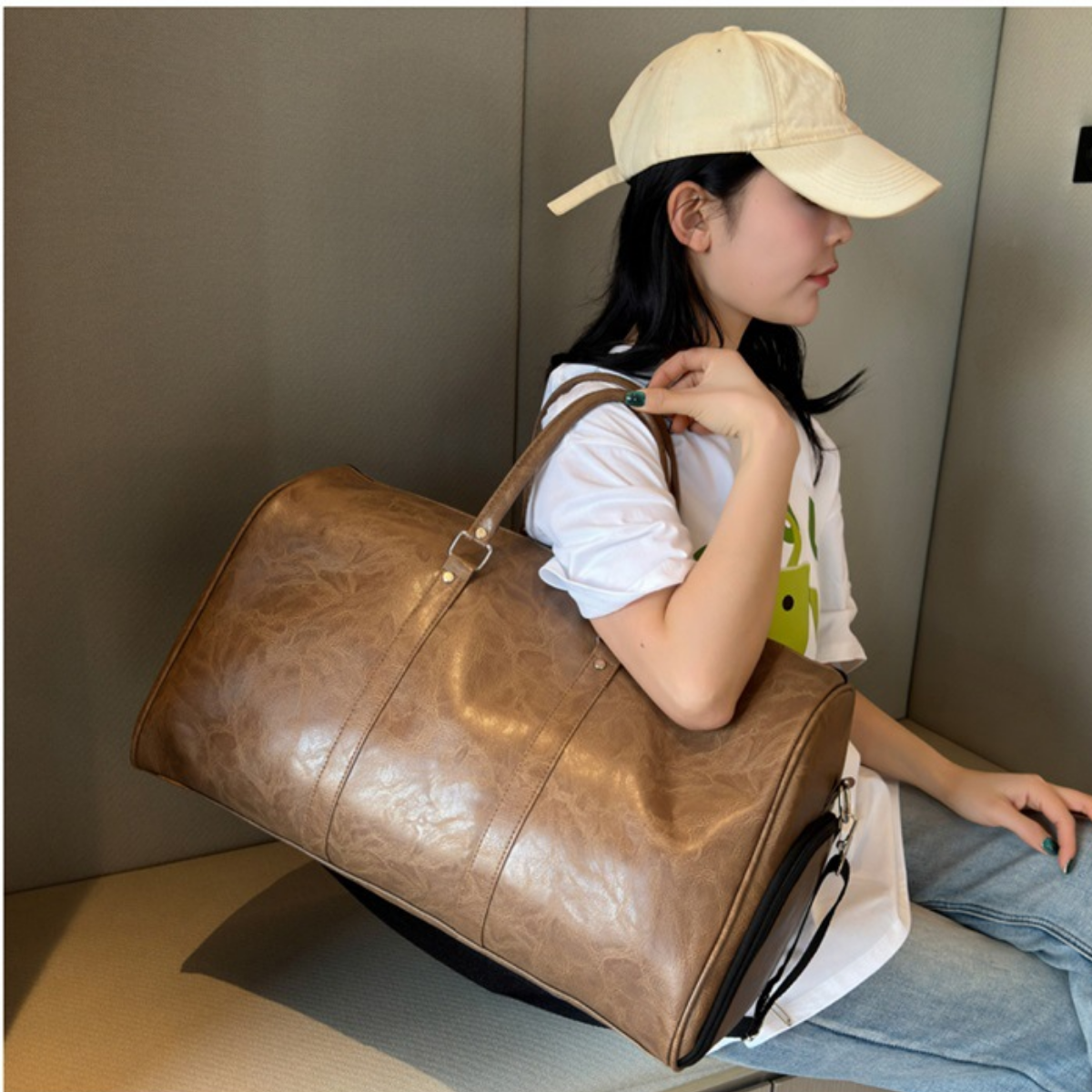 Classic Leather Urban Duffle Bag