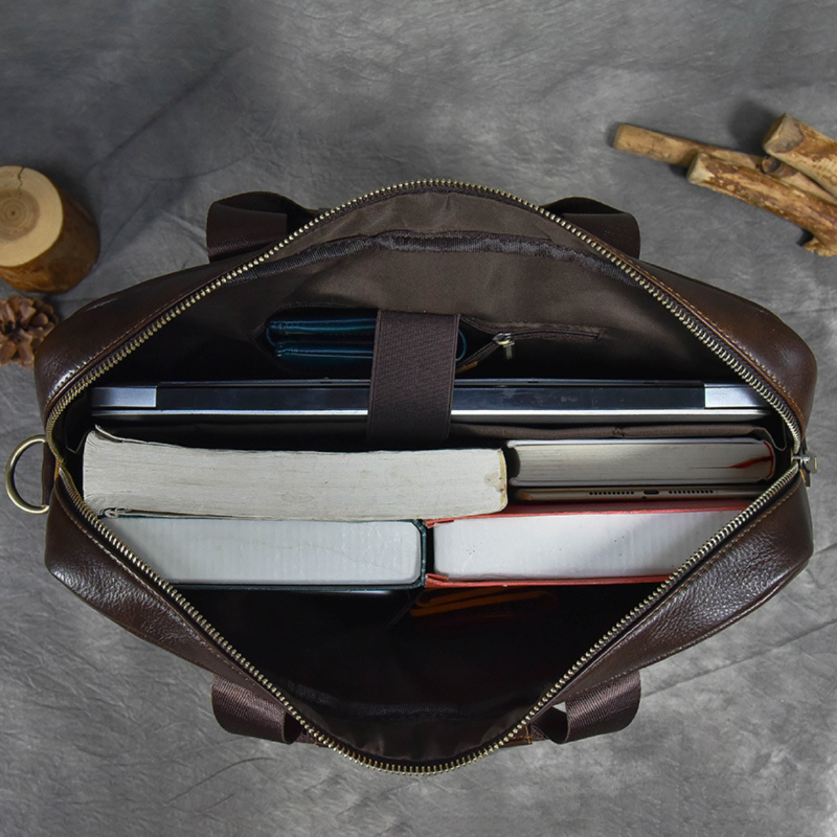 Structured Heritage Leather 14-inch Briefcase