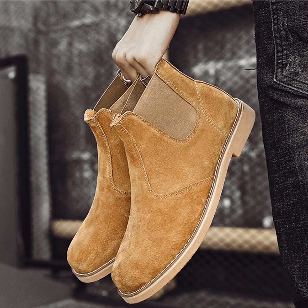 Bota Chelsea de Couro Camurça Rochester