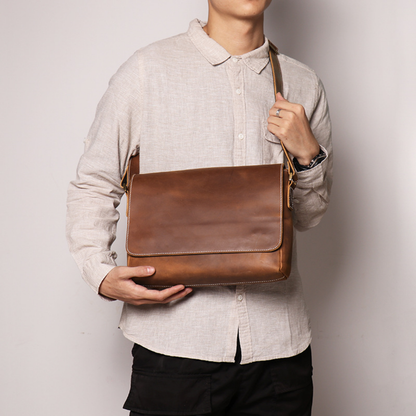 Heritage Genuine Leather Messenger Bag