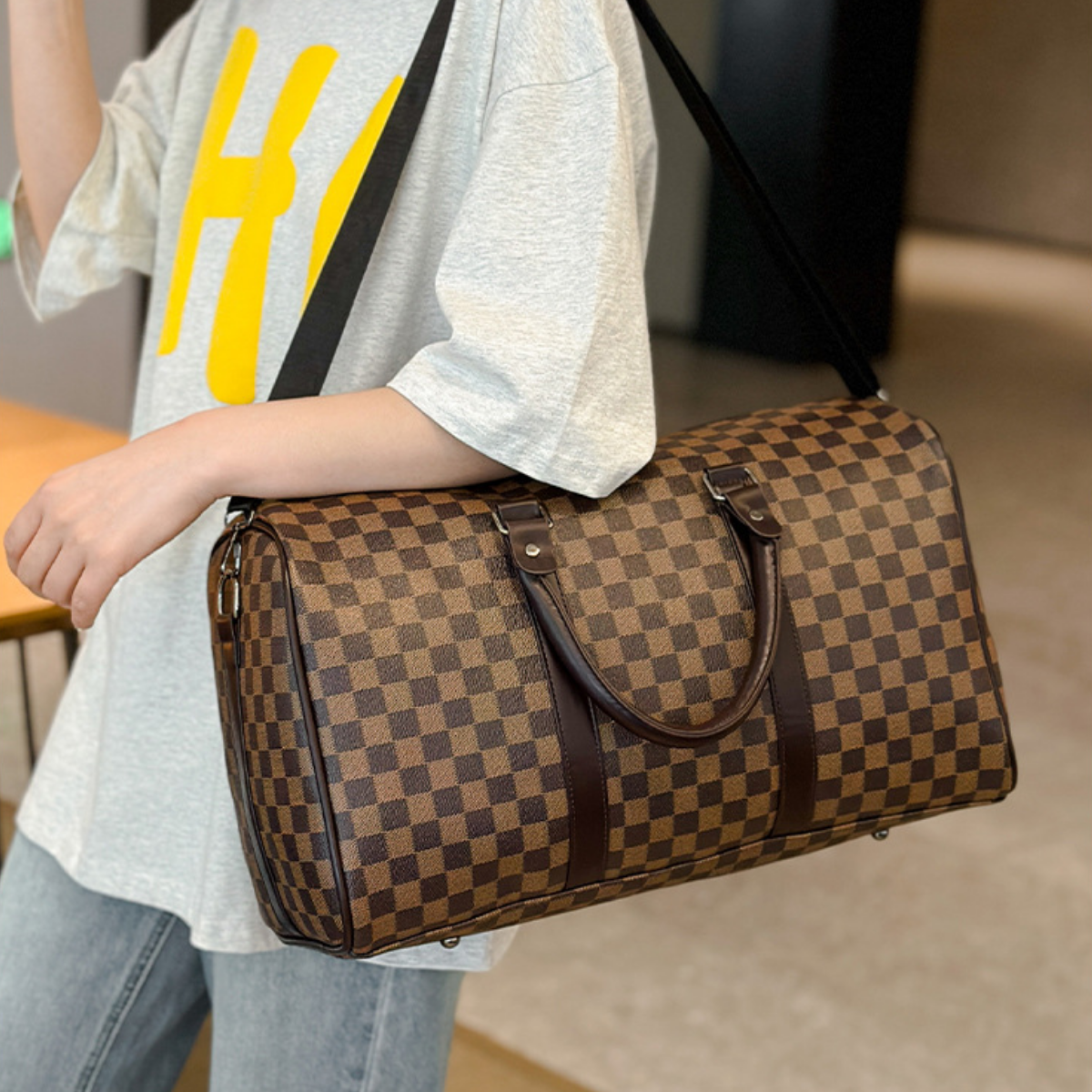 Grand Leather Travel Duffle Bag