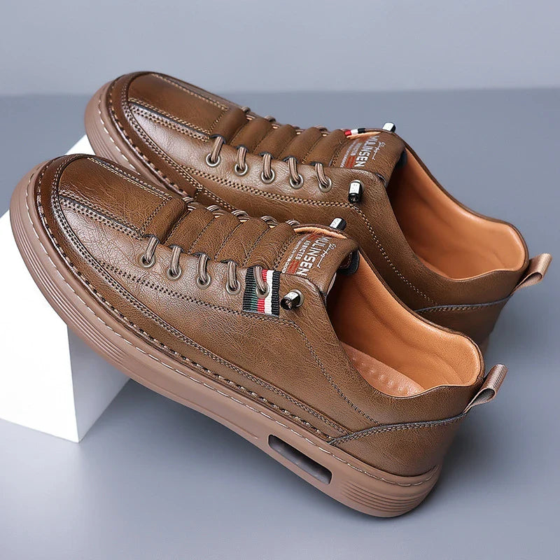 Tênis Casual Masculino em Couro Axel