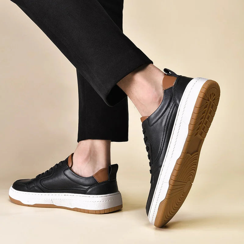 Tênis Casual Masculino em Couro Magnus