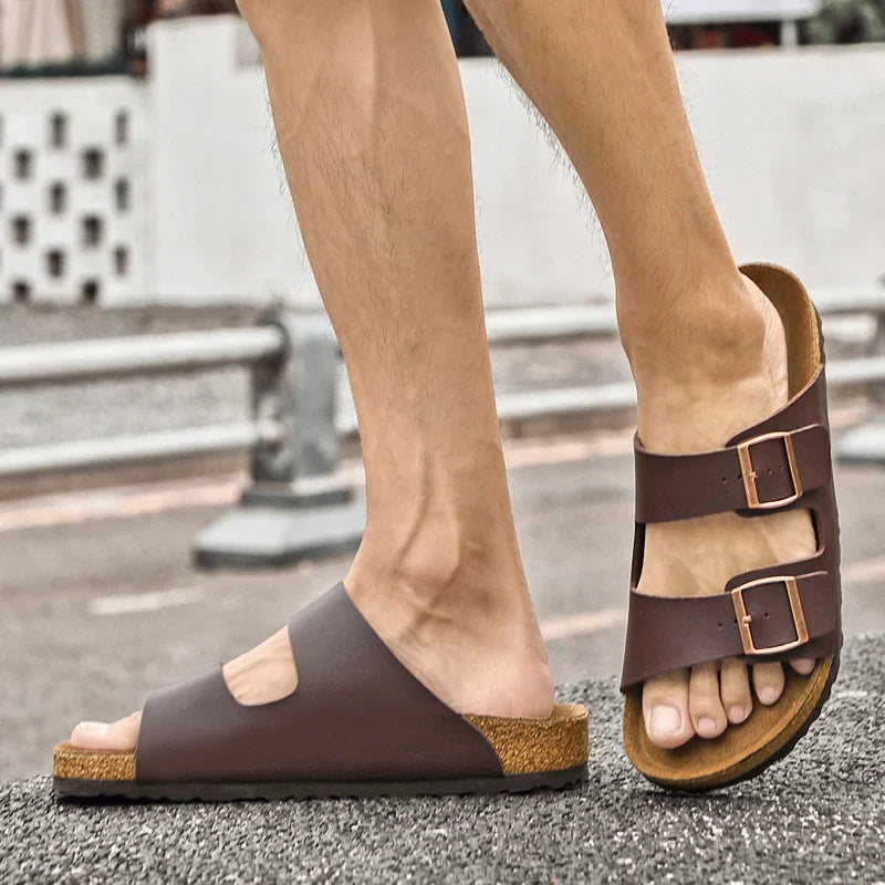 Sandália Masculina em Couro Amaretto