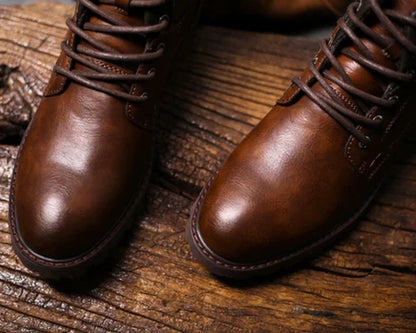 Bota Masculina em Couro Ulysses